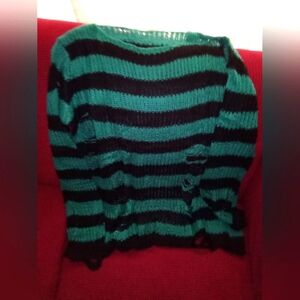 🫟3/$20🫟🖤💚Large Teal&Black Striped distressed knit sweater💚🩶